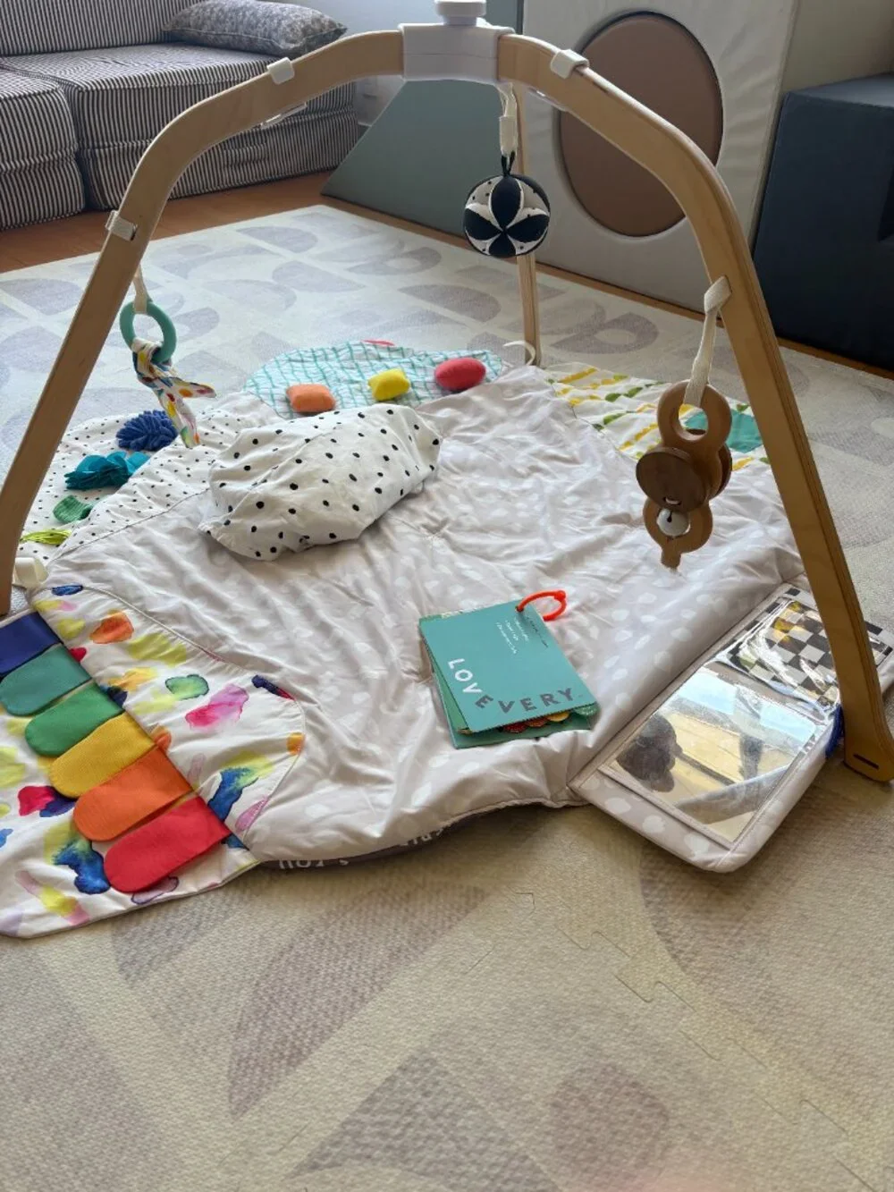 Lovevery The Play Gym Baby Activity Gym & Play Mat Complete